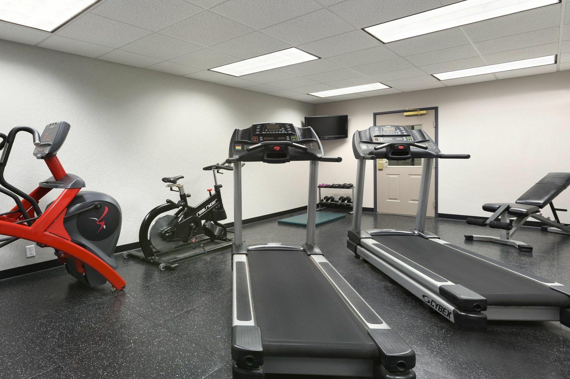 Holiday Inn Express&Suites Marquette, an IHG Hotel Extérieur photo